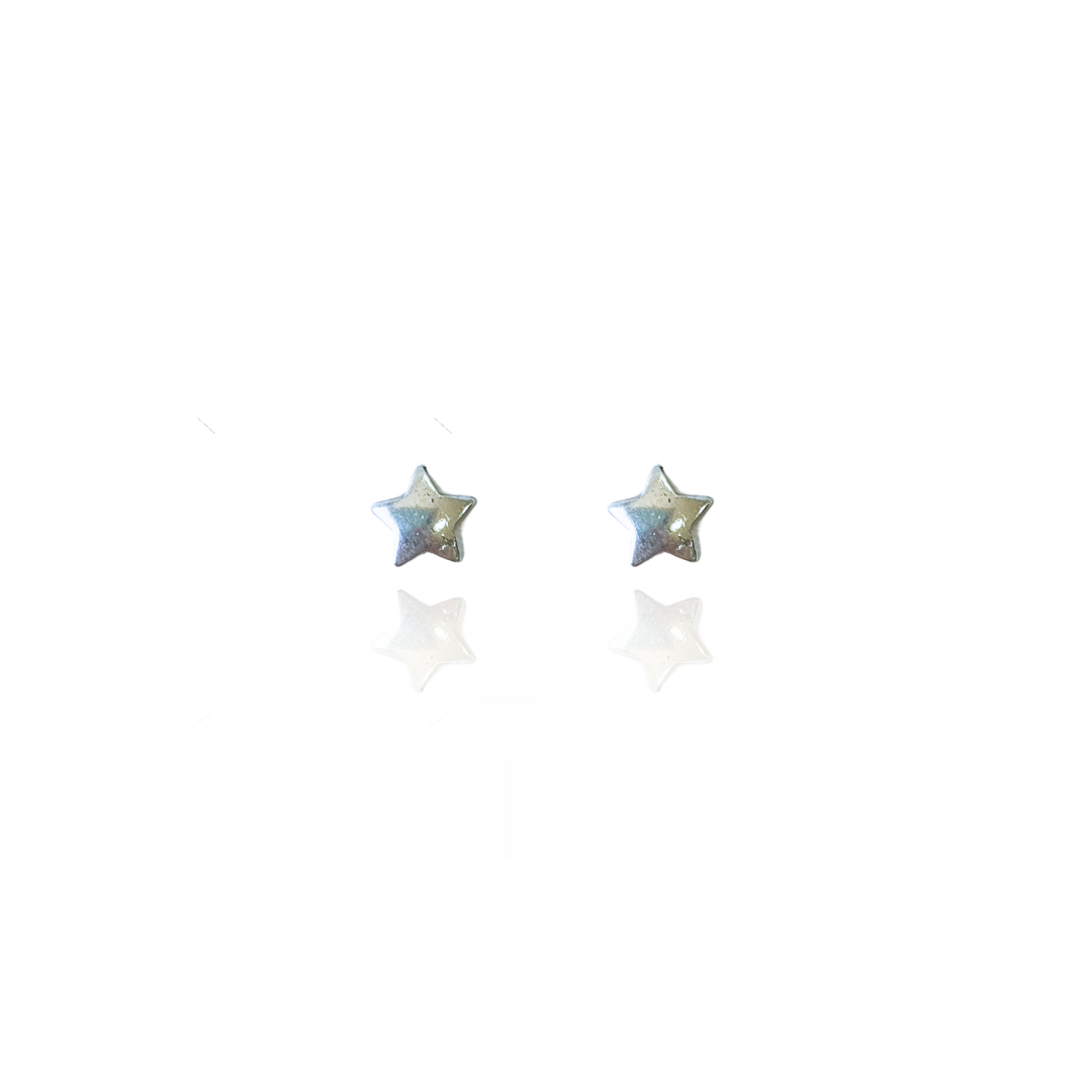 Brinco Estrela Lisa em Prata 925