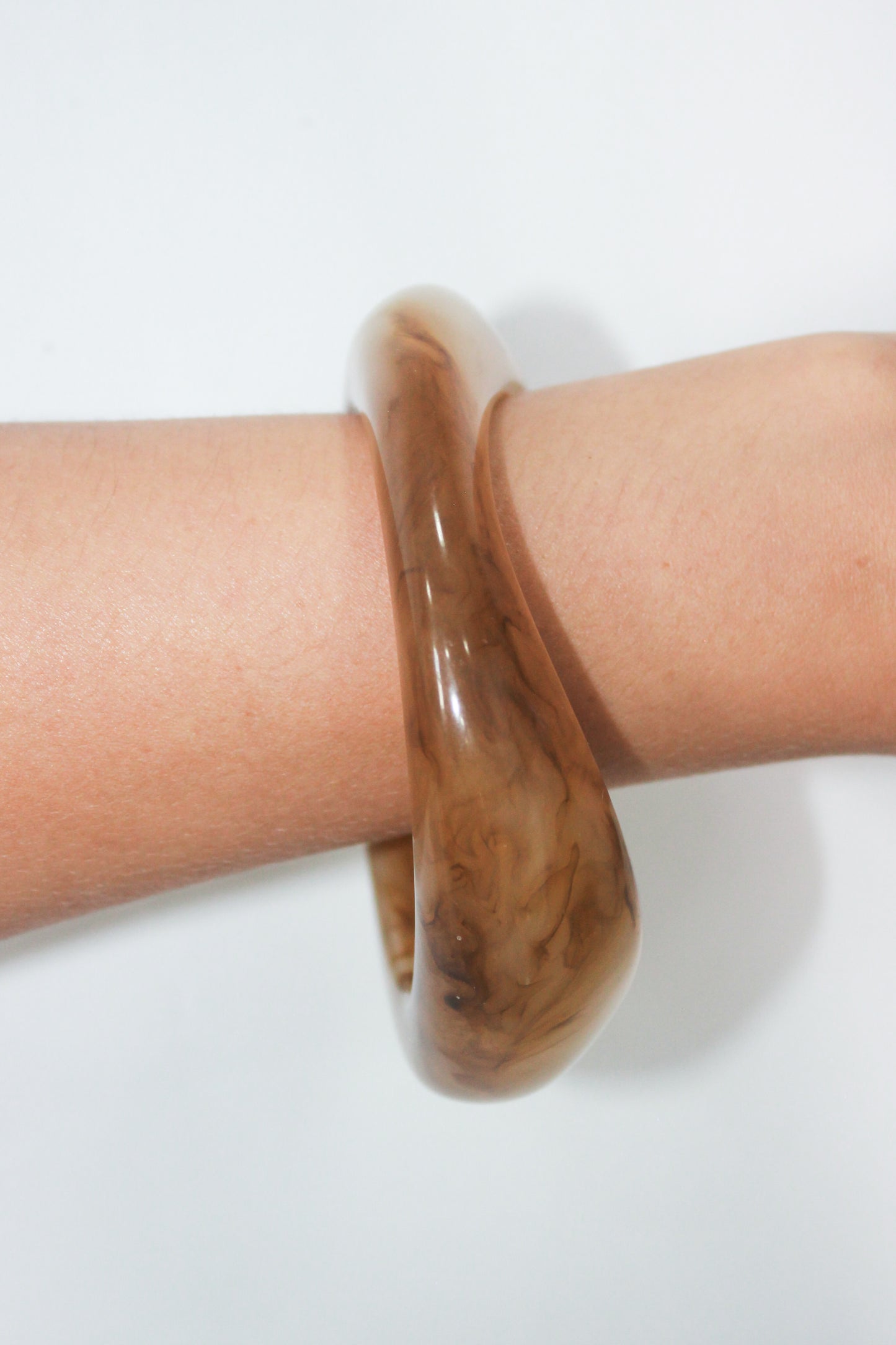 Bracelete Canoa Transparente Marmorizado