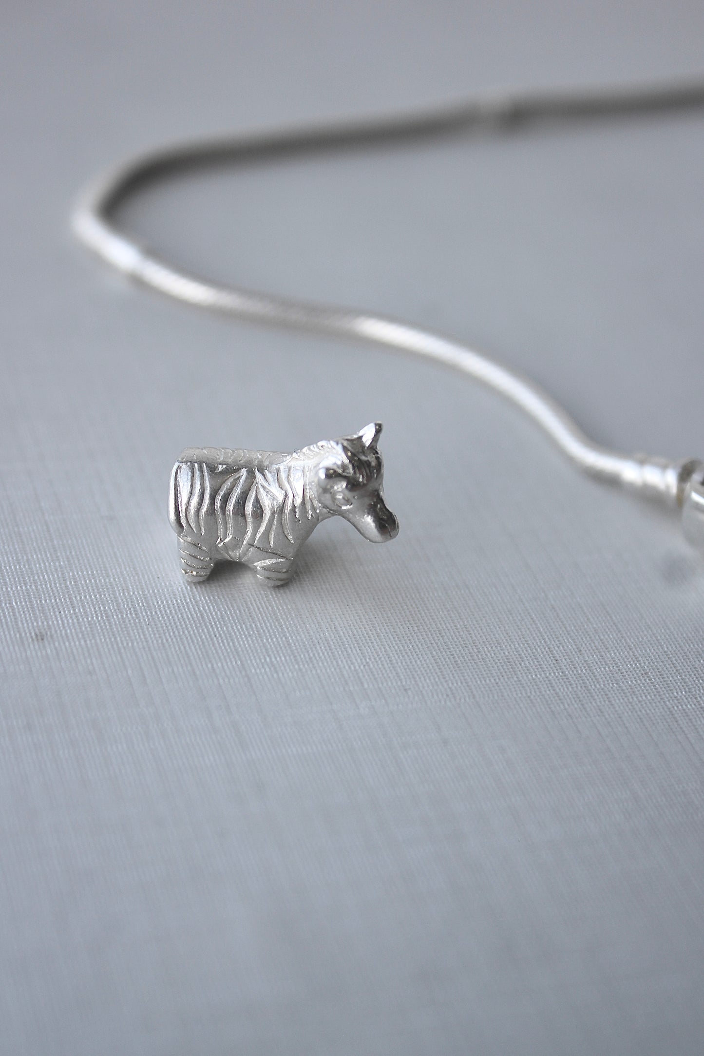 Berloque Zebra em Prata 925