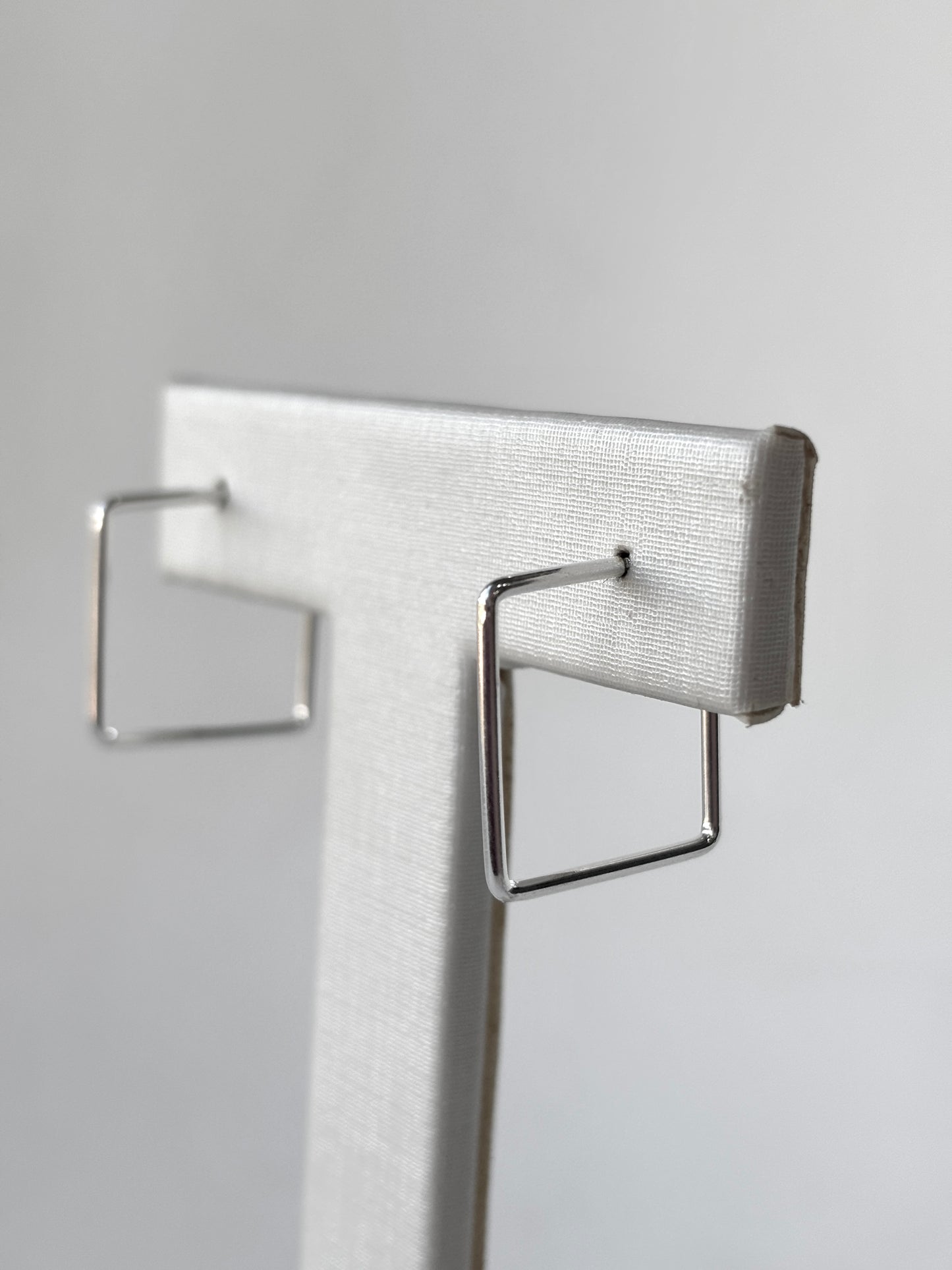 Argola Kate Quadrada Lisa