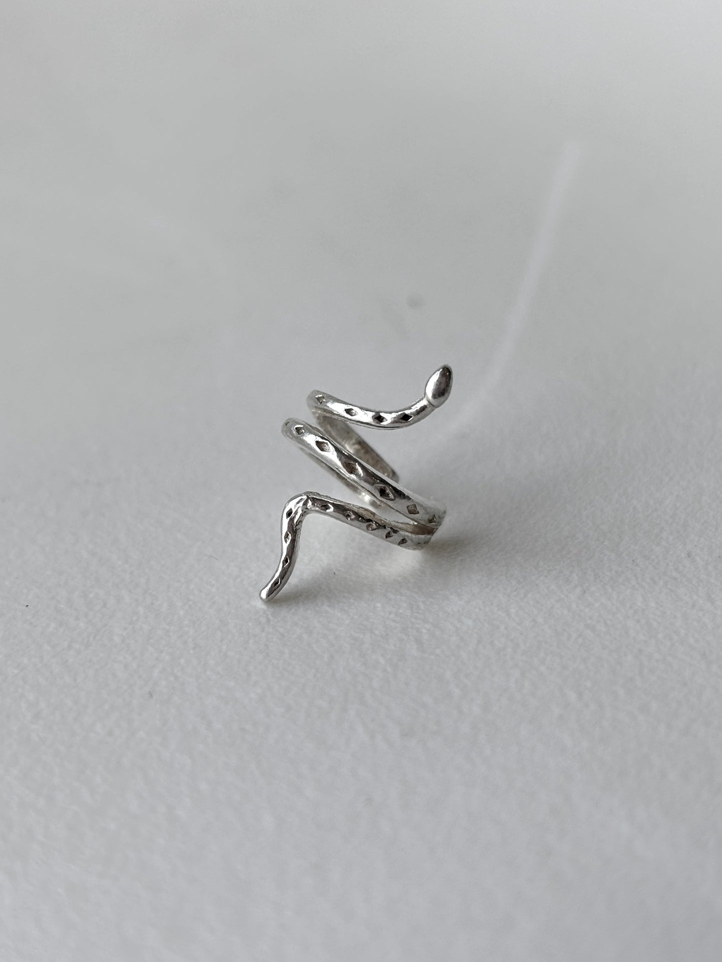 Piercing Fake Cobra Enrolada em Prata 925