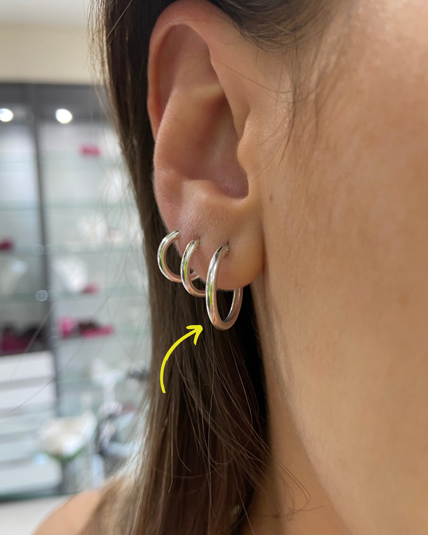 Argola Lisa 16 mm em Prata 925