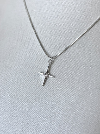 Gargantilha Croix Ponto de Luz